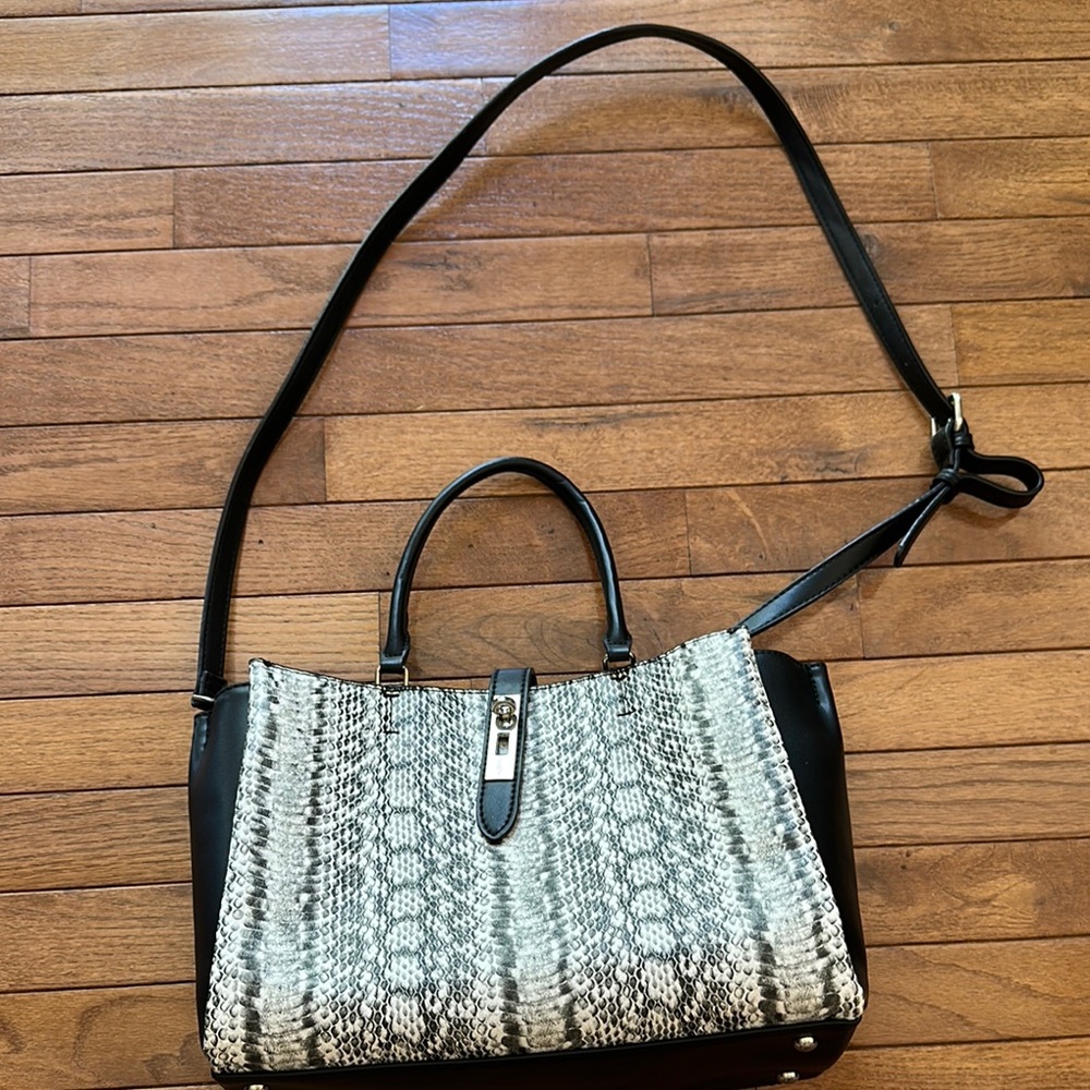 Elegant Black and White Women's Handbag
